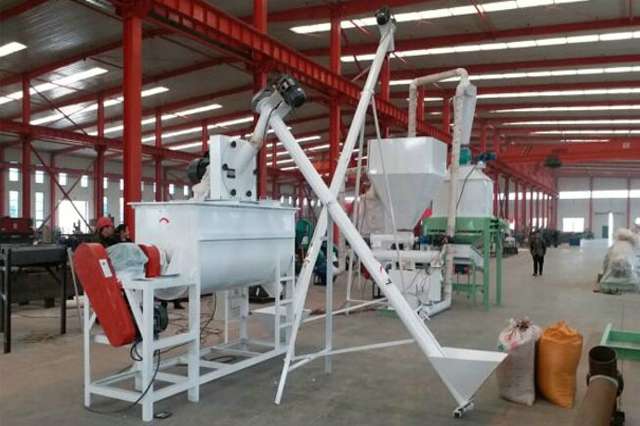 粉末飼料機(jī)械為我國現(xiàn)代養(yǎng)殖業(yè)提供了有力支撐