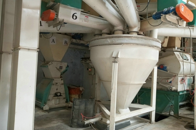 家禽飼料設(shè)備在保障產(chǎn)品質(zhì)量方面發(fā)揮了關(guān)鍵作用